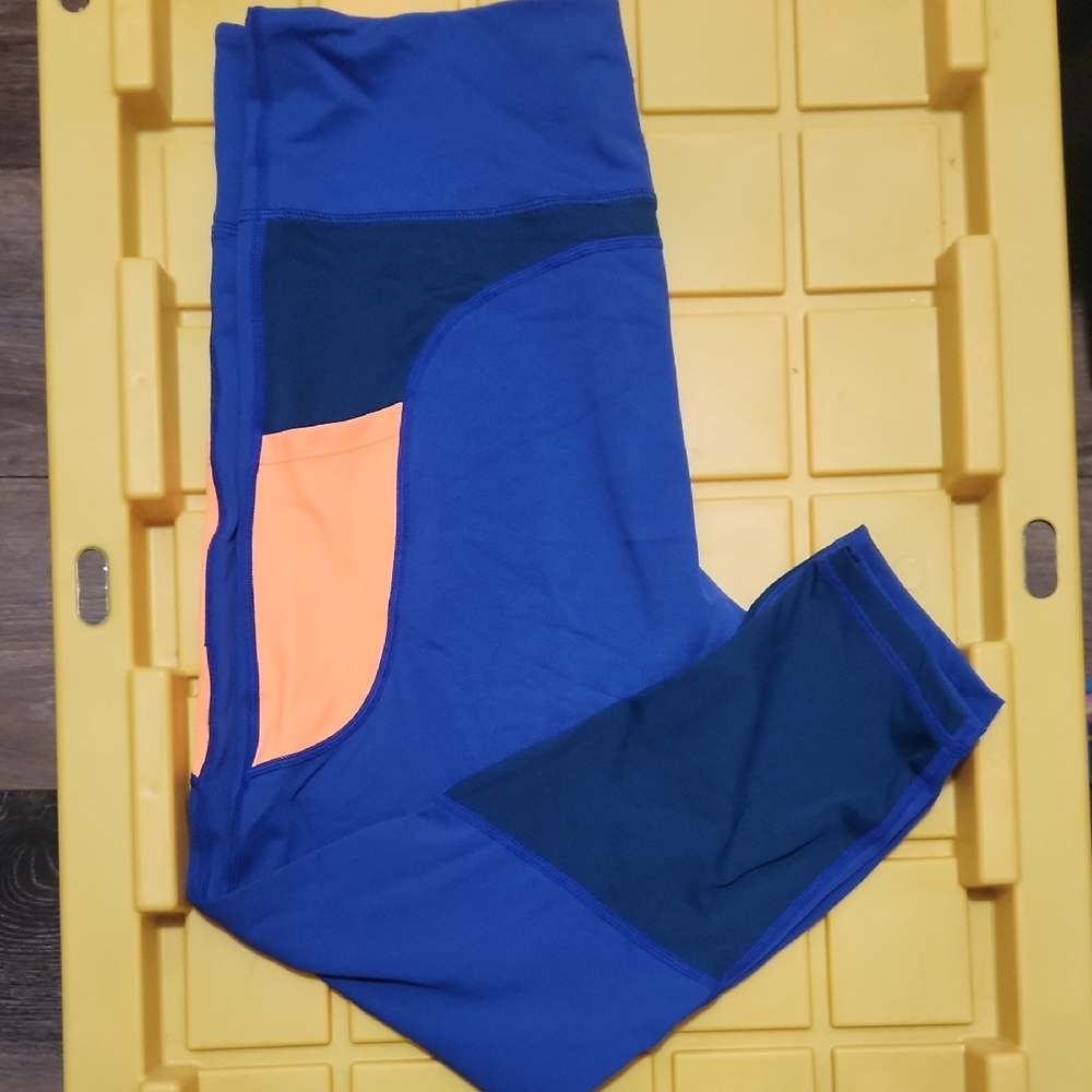 ZYIA Leggings in Blue and Orange